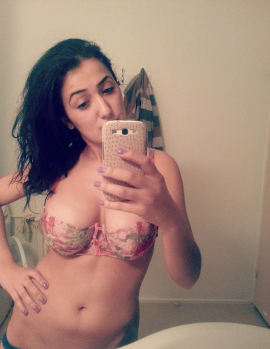 Проститутка Питера Арина Брюнетка c 3 размером груди у метро Сенная Площадь Санкт-Петербург Фото-1