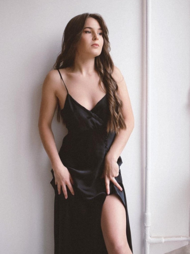 Проститутка Питера Даша Брюнетка c 2 размером груди у метро Ладожская Санкт-Петербург Фото-1